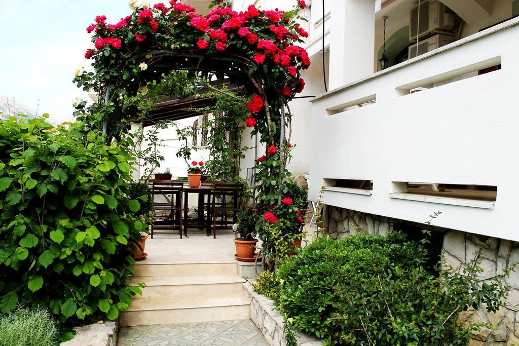 Apartments Frgacic Baska  Room photo
